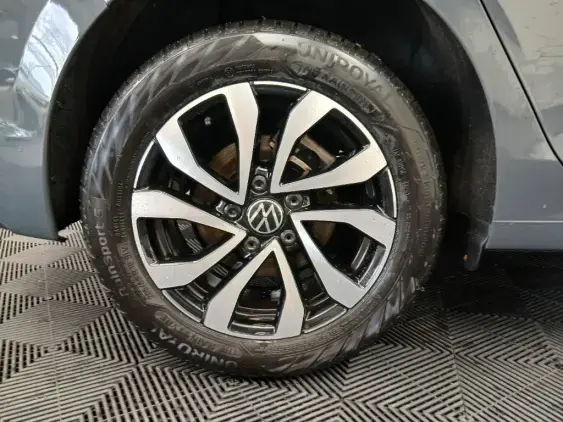 VOLKSWAGEN GOLF VIII - voiture d'occasion - Photo 23