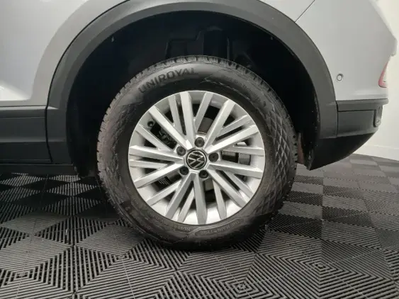 VOLKSWAGEN T-ROC - voiture d'occasion - Photo 22