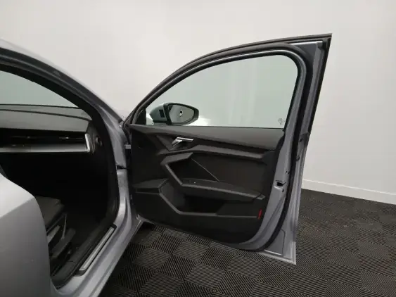 AUDI A3 BERLINE IV - voiture d'occasion - Photo 19