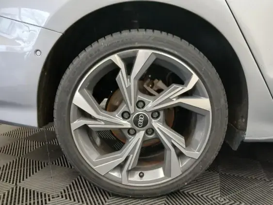 AUDI A3 BERLINE IV - voiture d'occasion - Photo 23