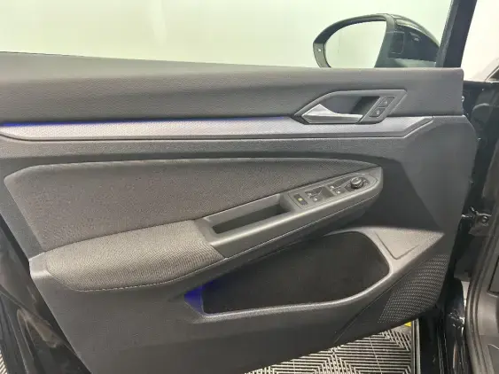 VOLKSWAGEN GOLF VIII - voiture d'occasion - Photo 19