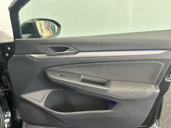 VOLKSWAGEN GOLF VIII - voiture d'occasion - Photo 20