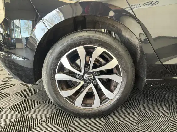 VOLKSWAGEN GOLF VIII - voiture d'occasion - Photo 25