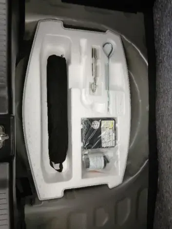 SUZUKI SWIFT III - voiture d'occasion - Photo 15