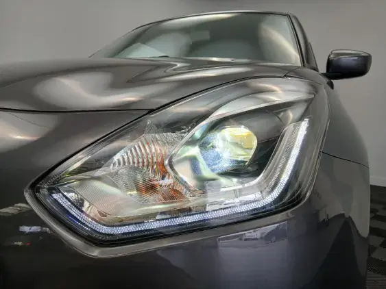 SUZUKI SWIFT III - voiture d'occasion - Photo 19