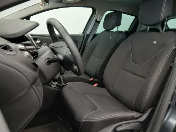 RENAULT CLIO IV - voiture d'occasion - Photo 16