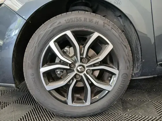 RENAULT CLIO IV - voiture d'occasion - Photo 20
