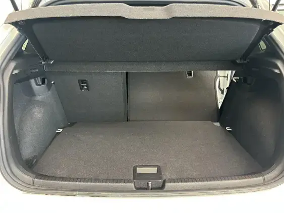 VOLKSWAGEN POLO VI - voiture d'occasion - Photo 16