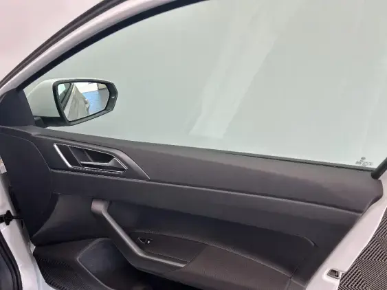 VOLKSWAGEN POLO VI - voiture d'occasion - Photo 20