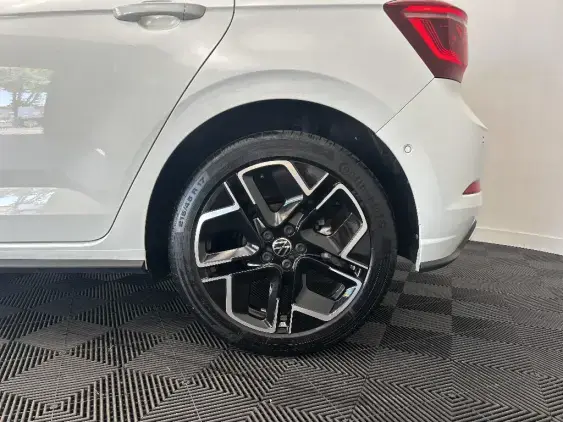 VOLKSWAGEN POLO VI - voiture d'occasion - Photo 24