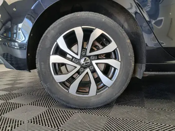 VOLKSWAGEN GOLF VIII - voiture d'occasion - Photo 23