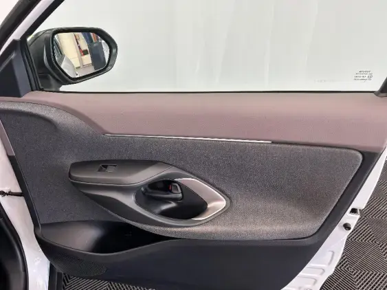 TOYOTA YARIS CROSS I - voiture d'occasion - Photo 18