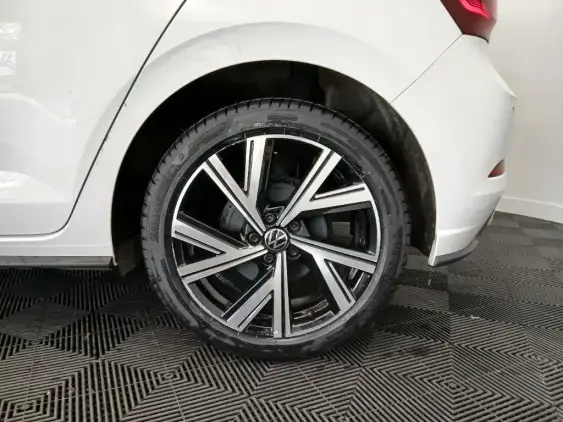 VOLKSWAGEN POLO VI - voiture d'occasion - Photo 21