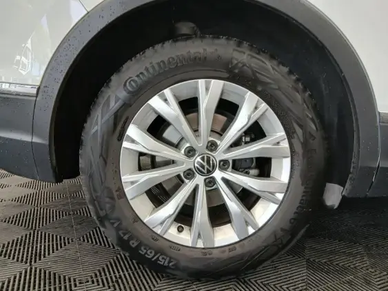 VOLKSWAGEN TIGUAN III - voiture d'occasion - Photo 22