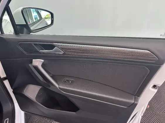 VOLKSWAGEN TIGUAN ALLSPACE - voiture d'occasion - Photo 20