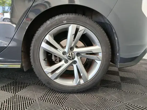 VOLKSWAGEN GOLF VIII - voiture d'occasion - Photo 20