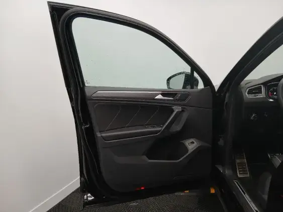 VOLKSWAGEN TIGUAN II - voiture d'occasion - Photo 17