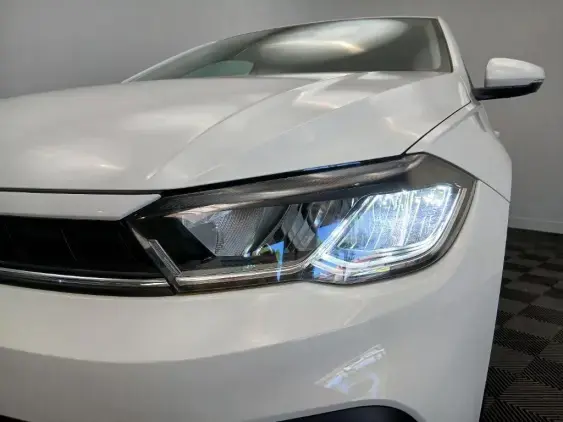 VOLKSWAGEN POLO VI - voiture d'occasion - Photo 19