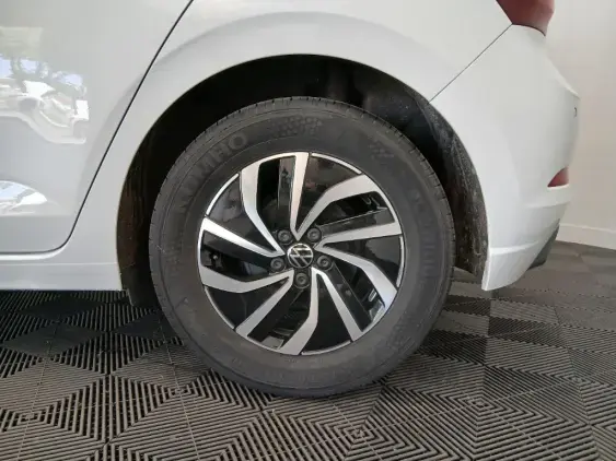 VOLKSWAGEN POLO VI - voiture d'occasion - Photo 21