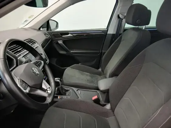 VOLKSWAGEN TIGUAN II - voiture d'occasion - Photo 14
