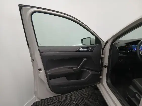 VOLKSWAGEN POLO VI - voiture d'occasion - Photo 18