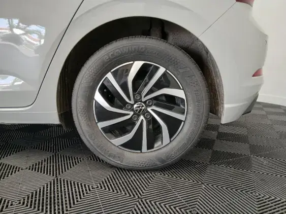 VOLKSWAGEN POLO VI - voiture d'occasion - Photo 22