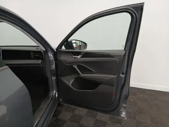 VOLKSWAGEN TIGUAN III - voiture d'occasion - Photo 18