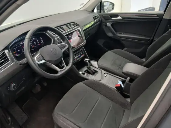 VOLKSWAGEN TIGUAN II - voiture d'occasion - Photo 16