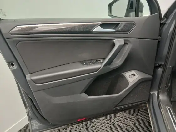 VOLKSWAGEN TIGUAN II - voiture d'occasion - Photo 17