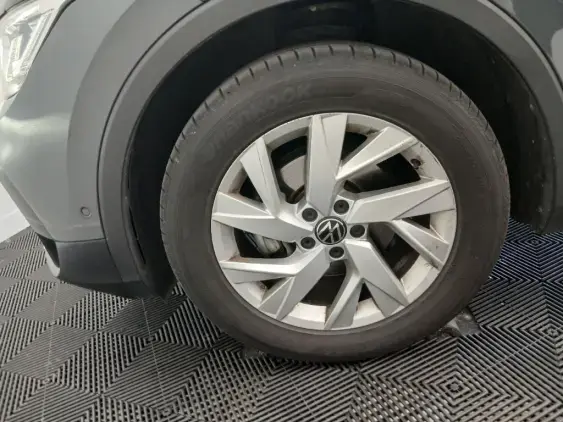 VOLKSWAGEN TIGUAN II - voiture d'occasion - Photo 19