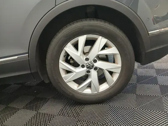 VOLKSWAGEN TIGUAN II - voiture d'occasion - Photo 20