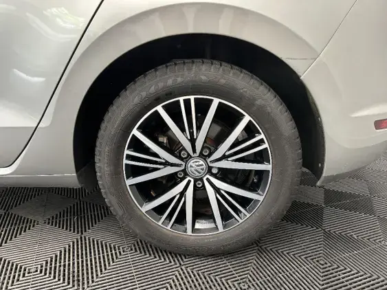 VOLKSWAGEN GOLF SPORTSVAN - voiture d'occasion - Photo 22