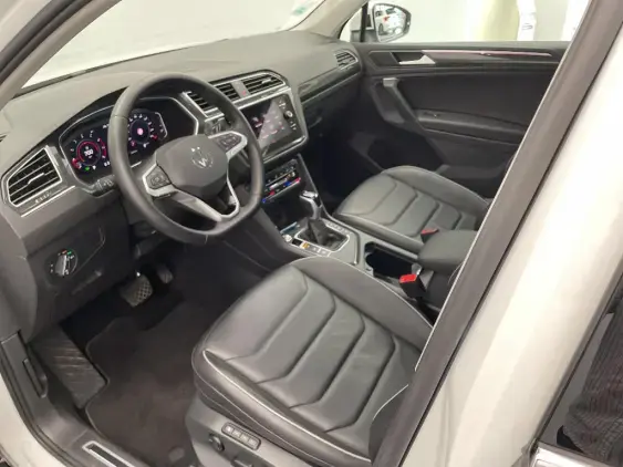 VOLKSWAGEN TIGUAN II - voiture d'occasion - Photo 16