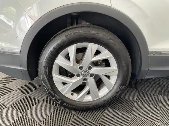 VOLKSWAGEN TIGUAN II - voiture d'occasion - Photo 22