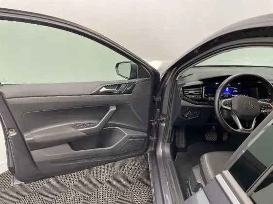 VOLKSWAGEN POLO VI - voiture d'occasion - Photo 18