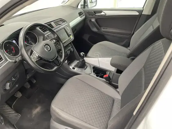 VOLKSWAGEN TIGUAN II - voiture d'occasion - Photo 15
