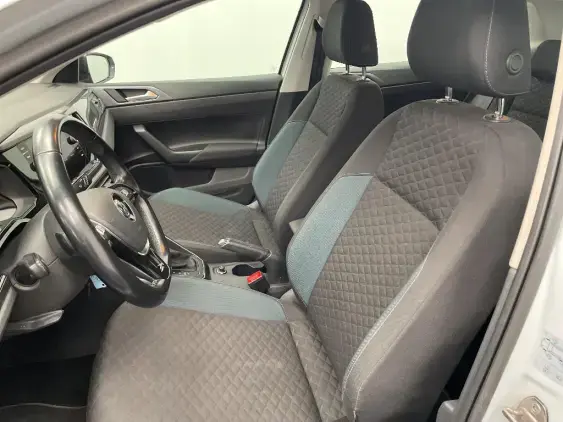 VOLKSWAGEN POLO VI - voiture d'occasion - Photo 15