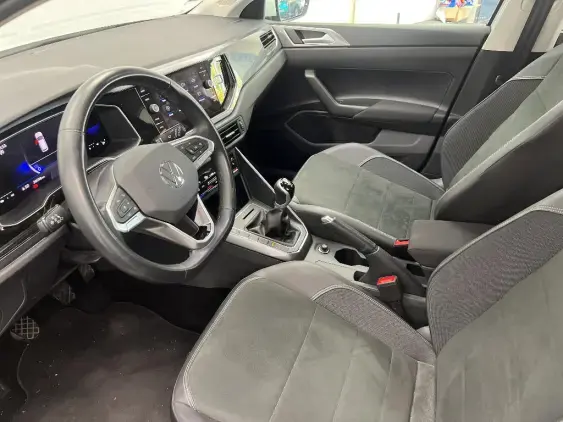VOLKSWAGEN POLO VI - voiture d'occasion - Photo 17