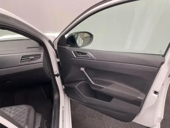 VOLKSWAGEN TAIGO - voiture d'occasion - Photo 19