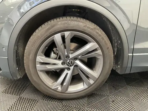VOLKSWAGEN TIGUAN II - voiture d'occasion - Photo 20